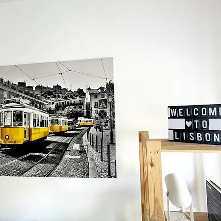 Tram House @ Lx Factory! Apartmán